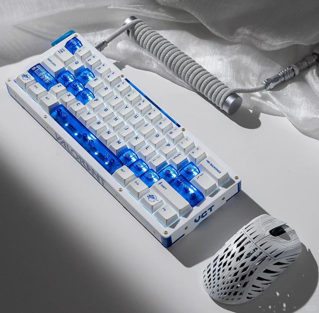 Zuoer 68 Handcrafted Acrylic Keyboard - Gundam Unicorn Theme - Keebookeys