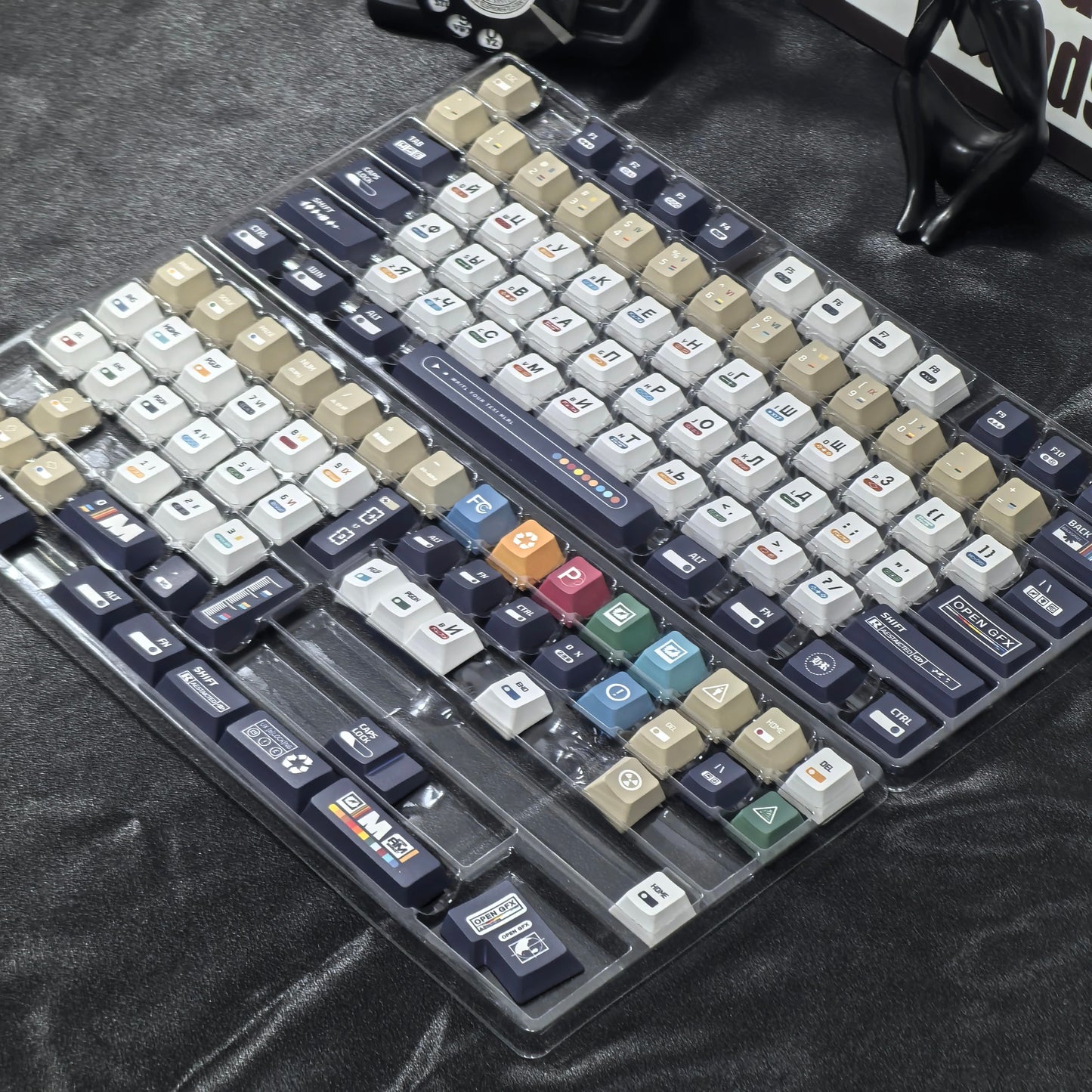 135 Keys Cherry Profile Maximalism Theme PBT Keycap Set - Keebookeys