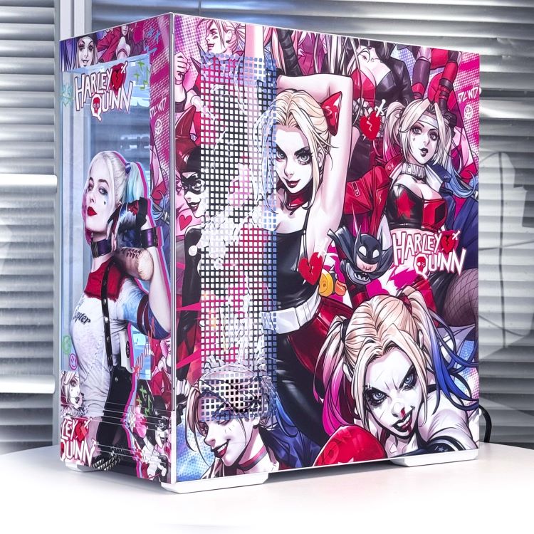 Pre order Harley Quinn Pc Case