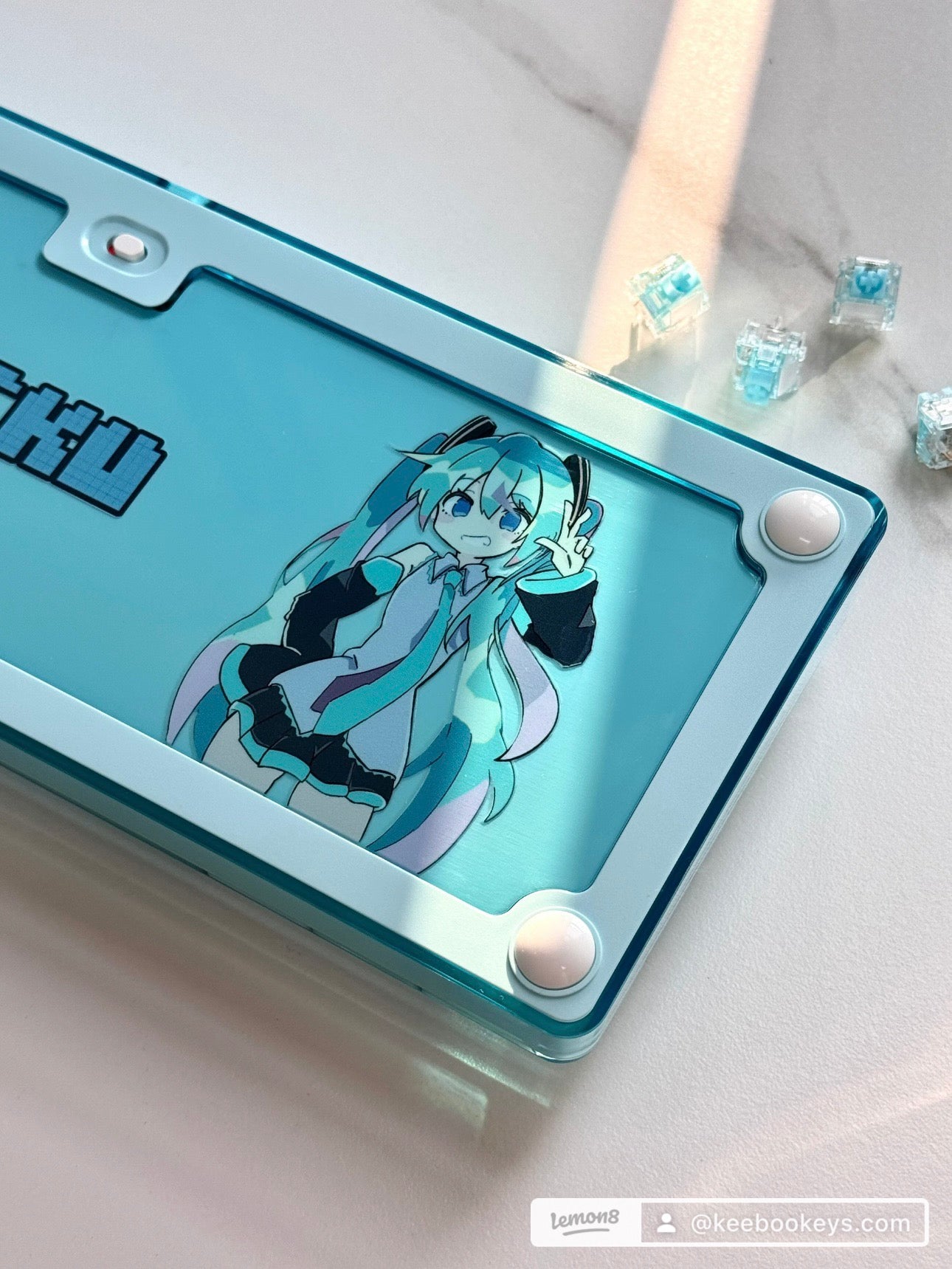 Hatsune Miku Themed Custom Keyboard/Base 68