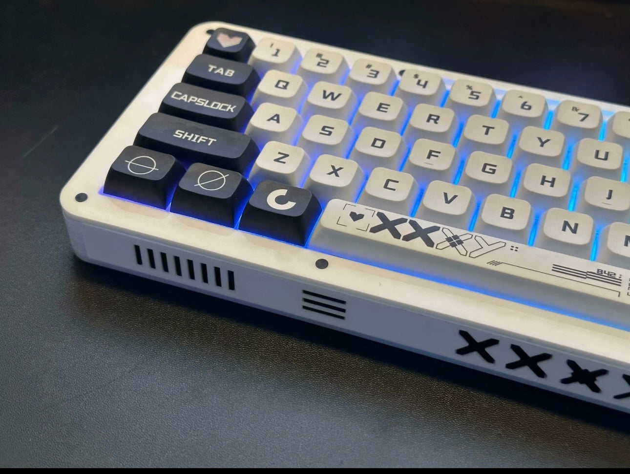 Xxx Themed Acrylic Keyboard(No keycaps) - Keebookeys