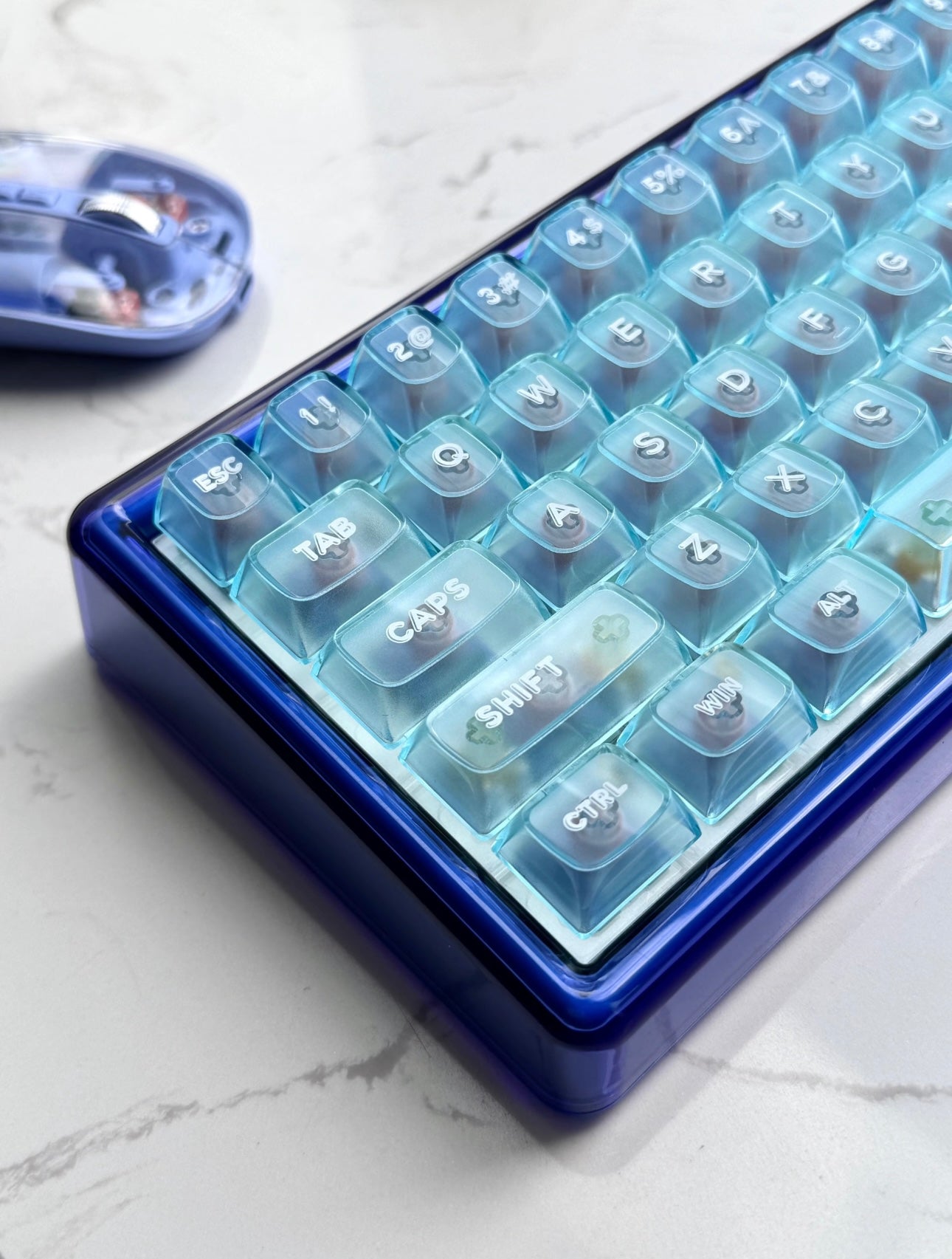 Detective Conan Themed Custom Keyboard Blue/Base 68 - Keebookeys