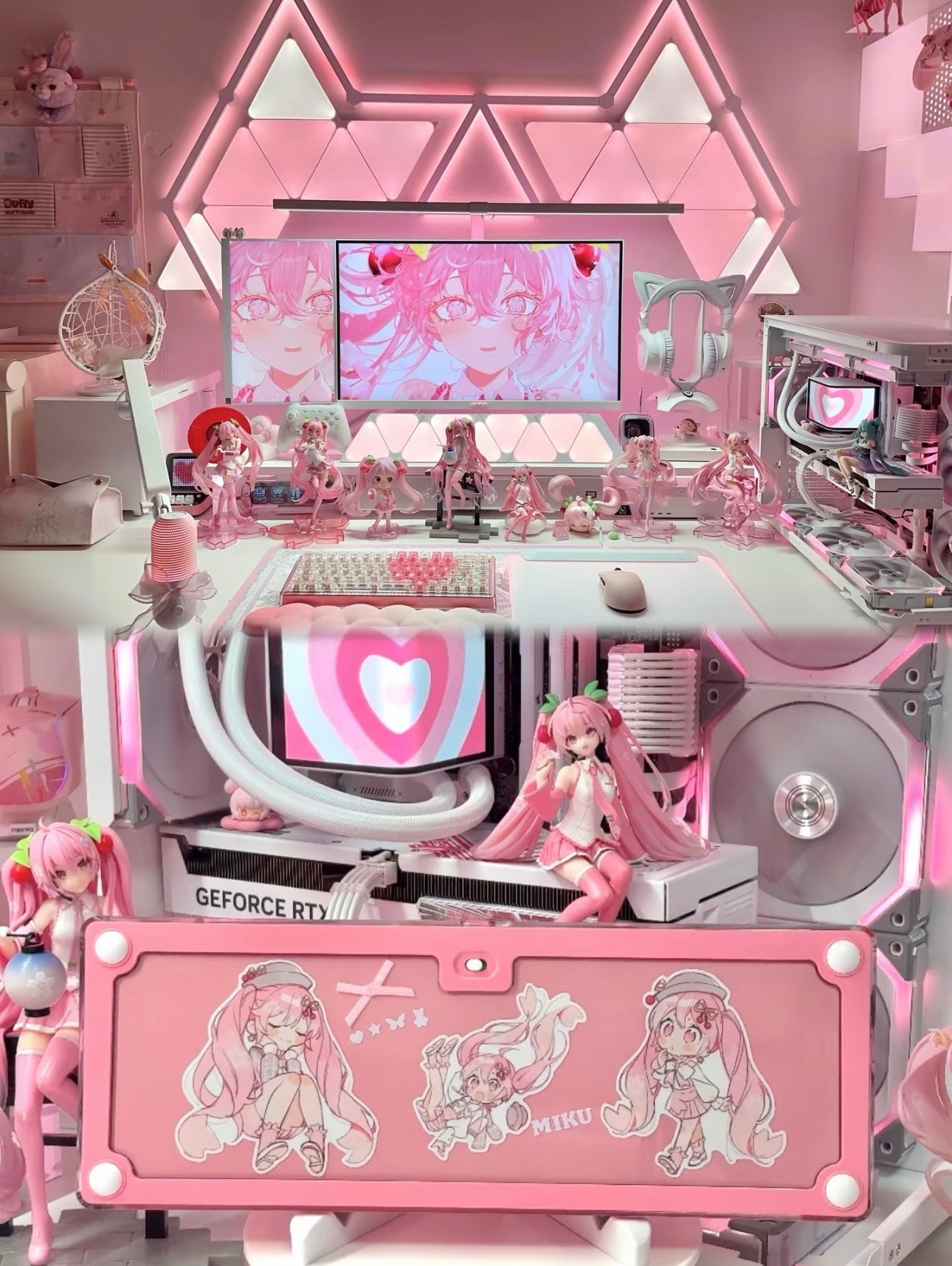 Sakura Miku Themed Keyboard/Base 68 - Keebookeys