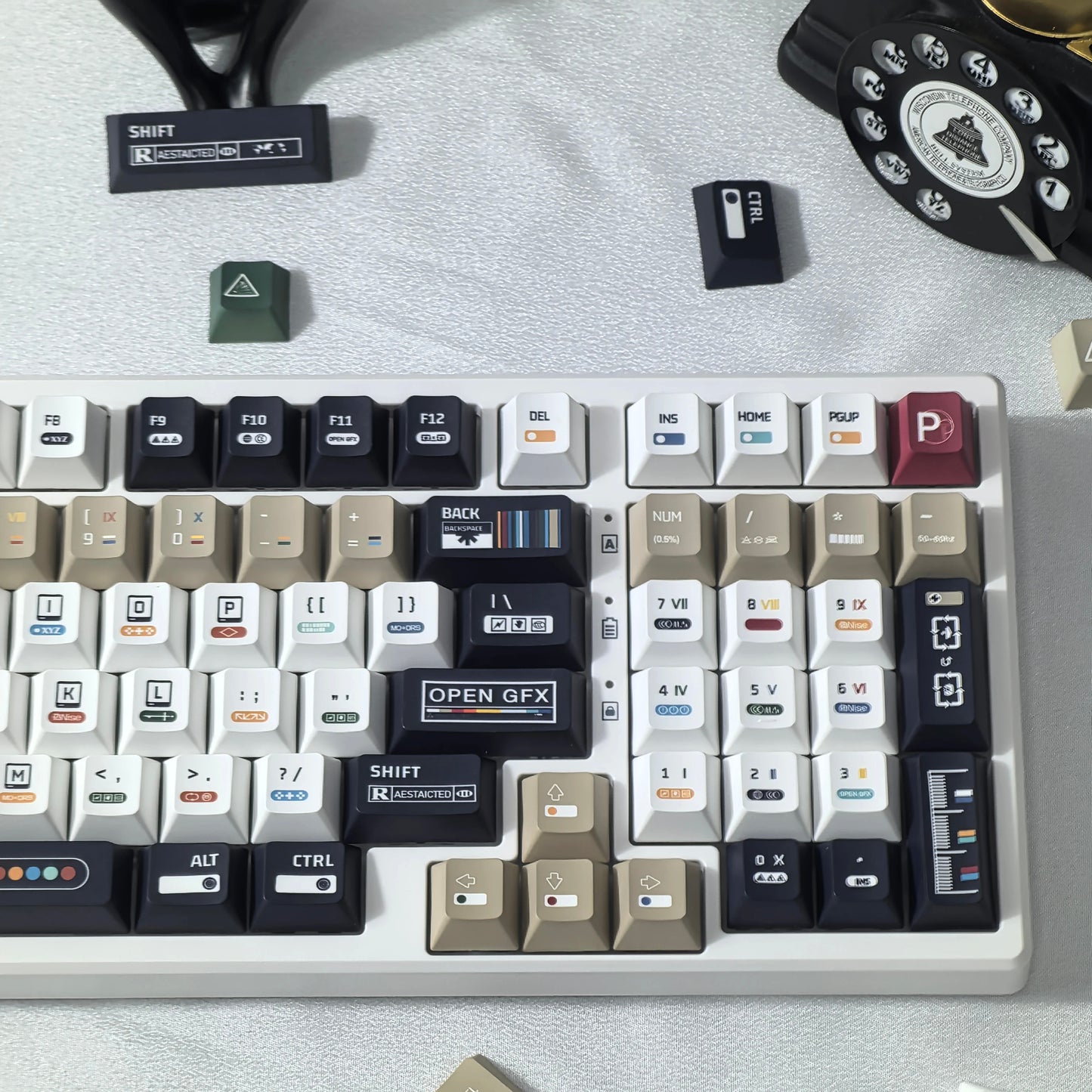135 Keys Cherry Profile Maximalism Theme PBT Keycap Set - Keebookeys