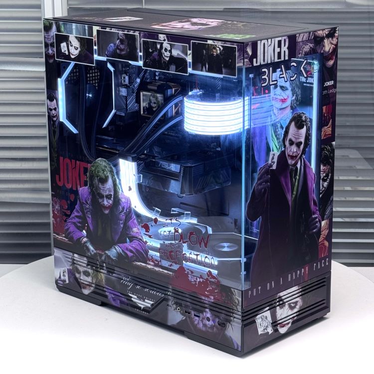 Pre order Joker Pc Case