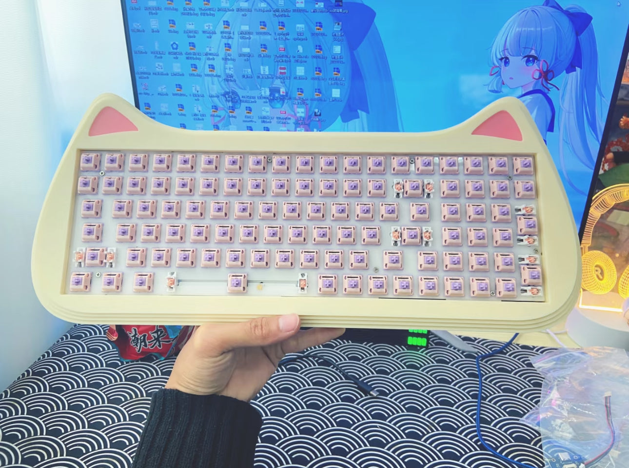 Cutie Cat 100/No keycaps