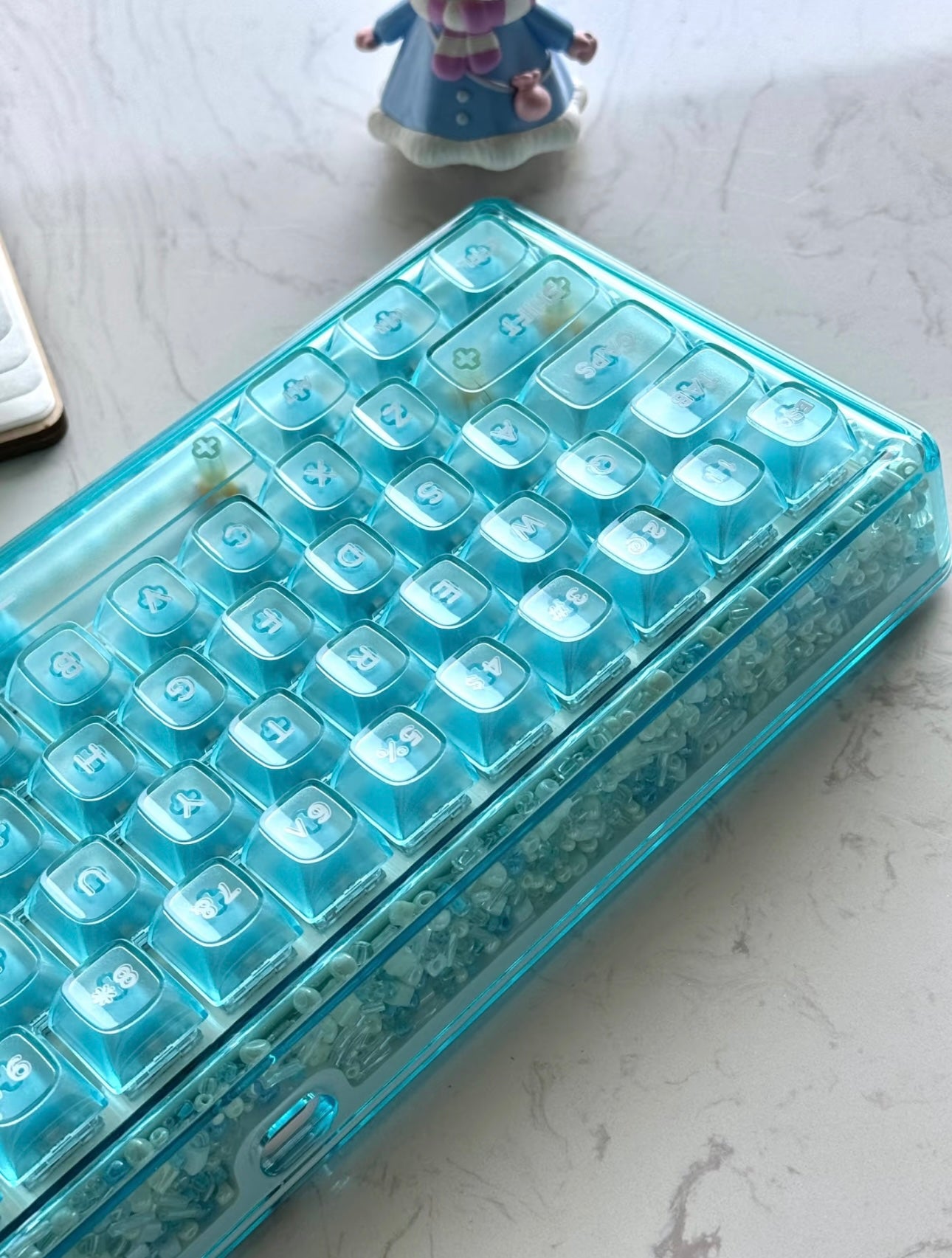 Sea Salt Keyboard Limited Edition/ Base 68 - Keebookeys
